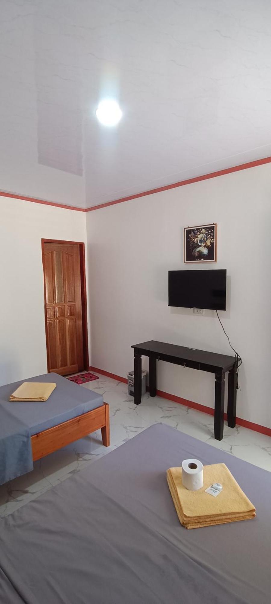 J&J Tourist Inn Bohol Εξωτερικό φωτογραφία